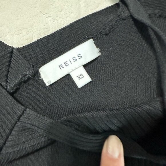 REISS Black Off‎ the shoulder with straps Shirt XS - Picture 2 of 8